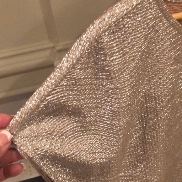 Top by Madison. Sz medium. - Picture 5 of 5